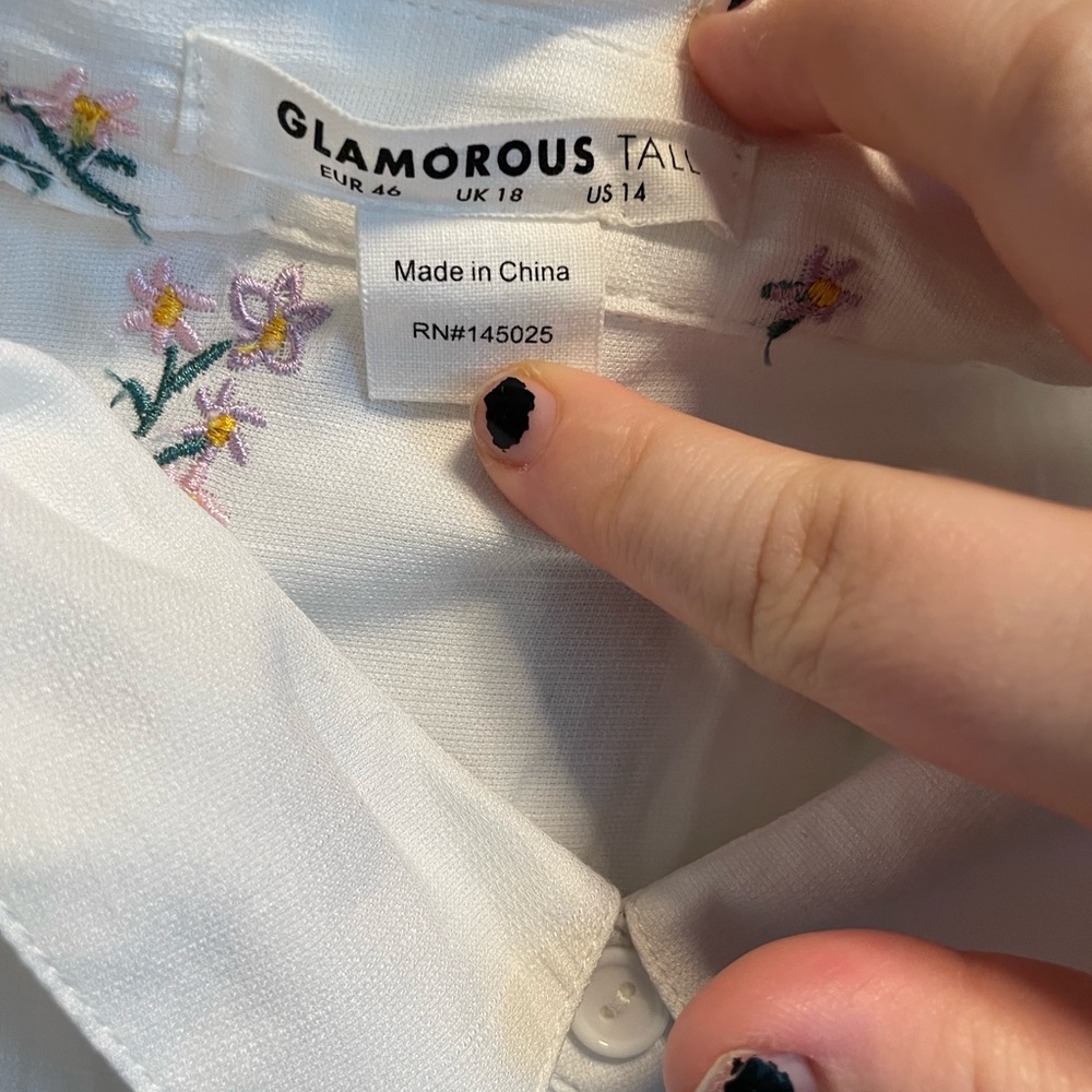 Embroidered button down - Picture 2 of 3